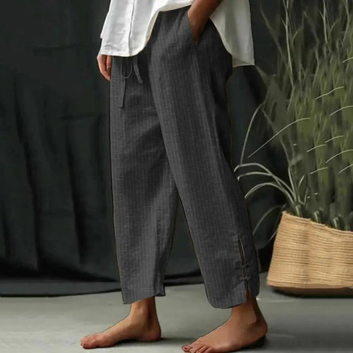 Fioravelle - Textured Relaxed Trousers