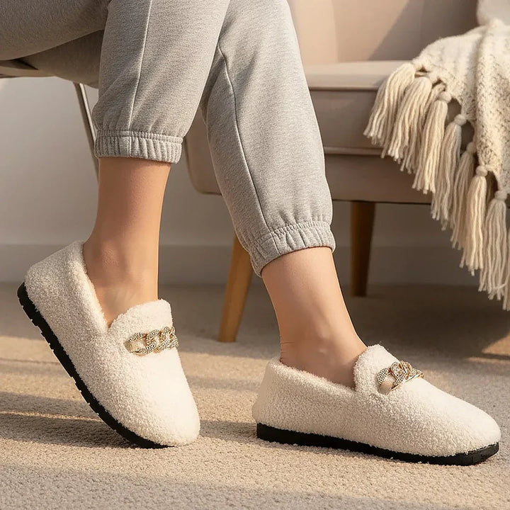 Elari - Plush Ergonomic Slippers