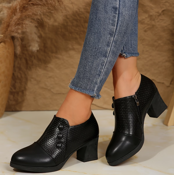 Nuala - Wide-Toe Heels