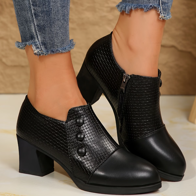 Nuala - Wide-Toe Heels