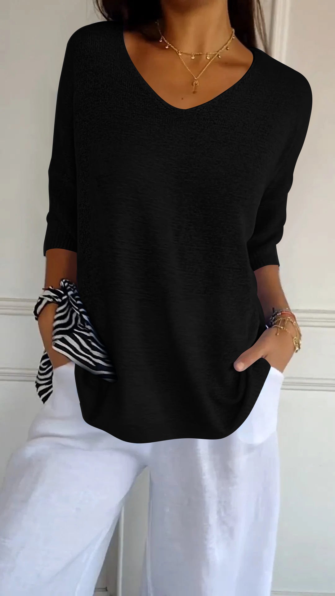 Urina - Soft-Touch V-Neck Top