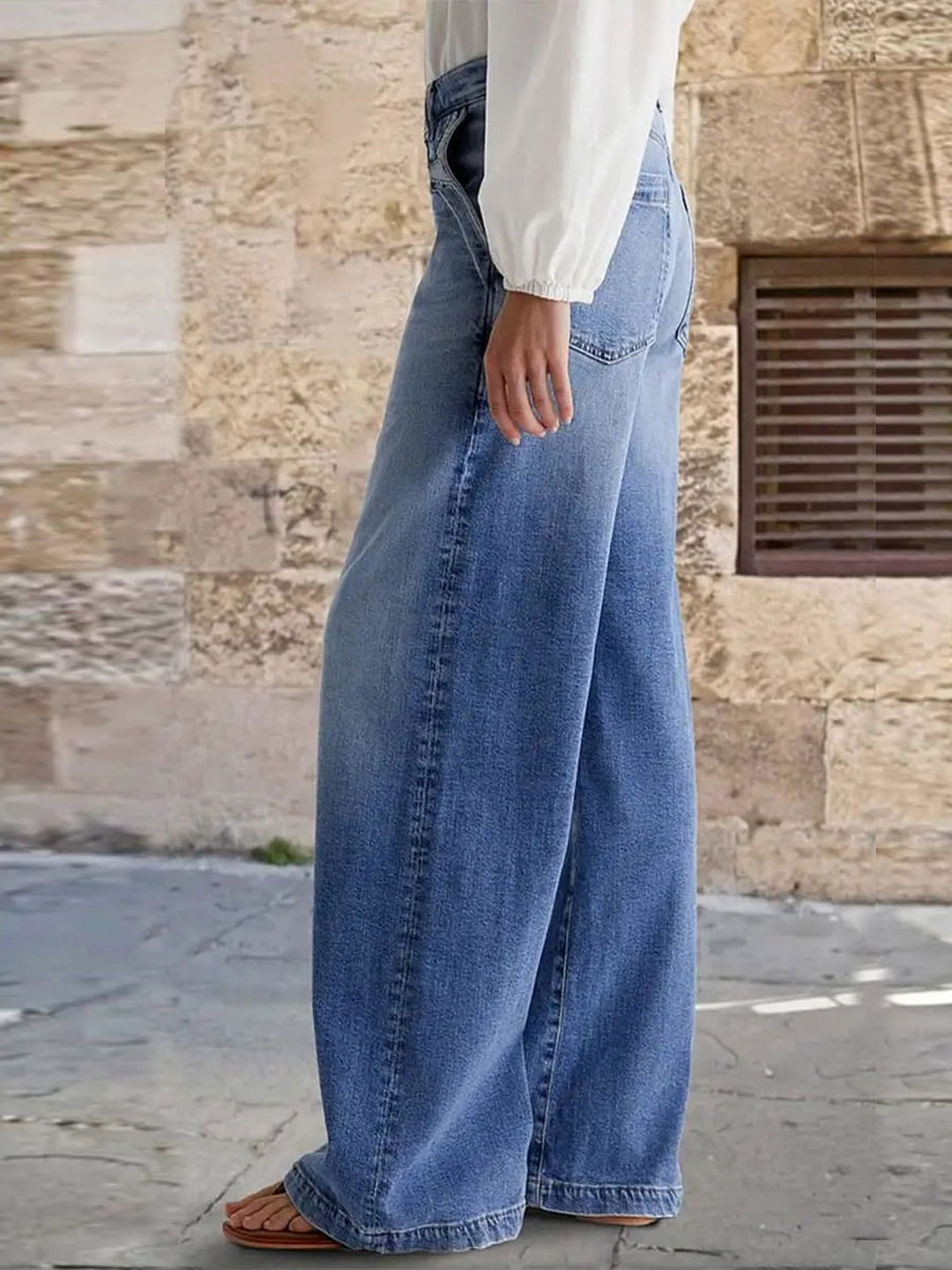 Liorra - Vintage-Wash Wide-Leg Jeans