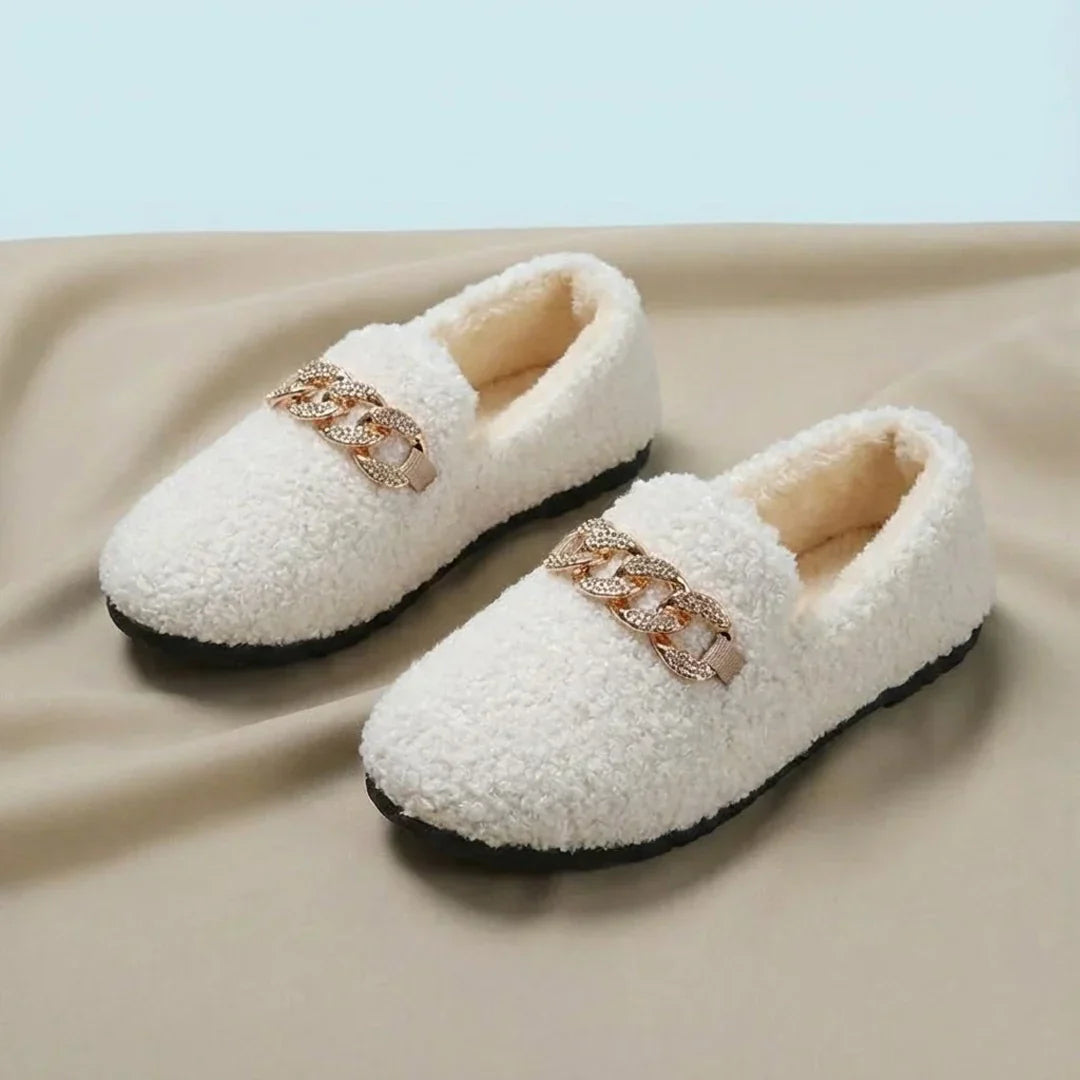 Elari - Plush Ergonomic Slippers