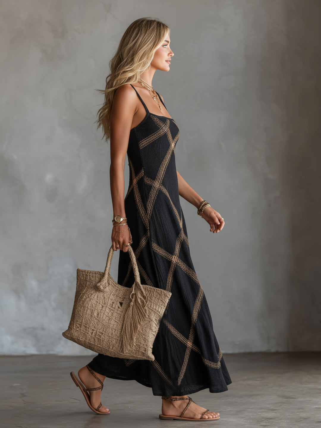 Fianna - Elegant Maxi Dress