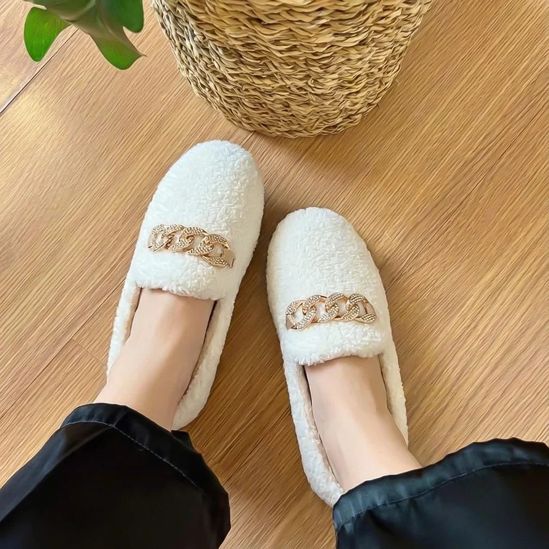 Elari - Plush Ergonomic Slippers