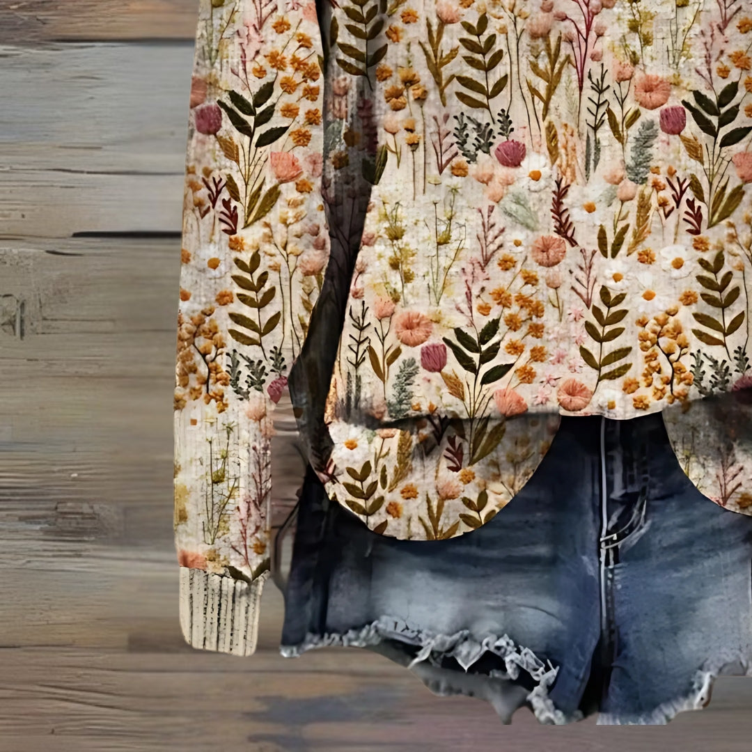 Aylinrae - Soft-Touch Floral Sweater