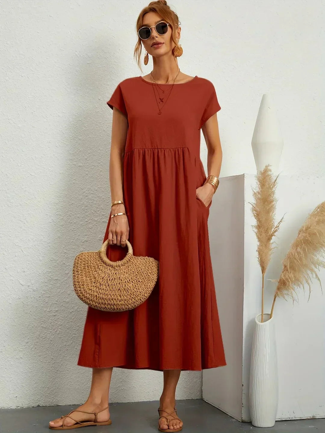 Keiraen - Soft-Touch Elegant Dress