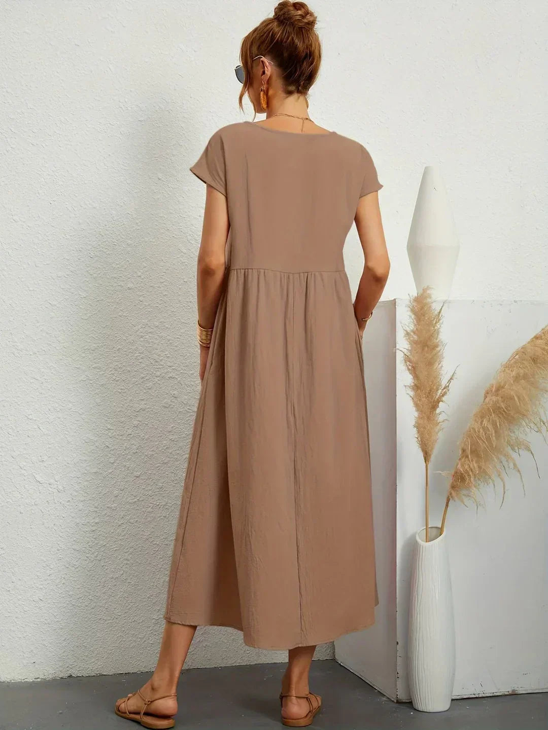 Keiraen - Soft-Touch Elegant Dress