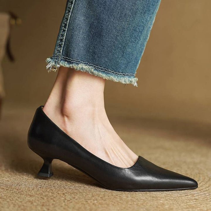 Serelina - Elegant Pointed-Toe Kitten Heel Pump