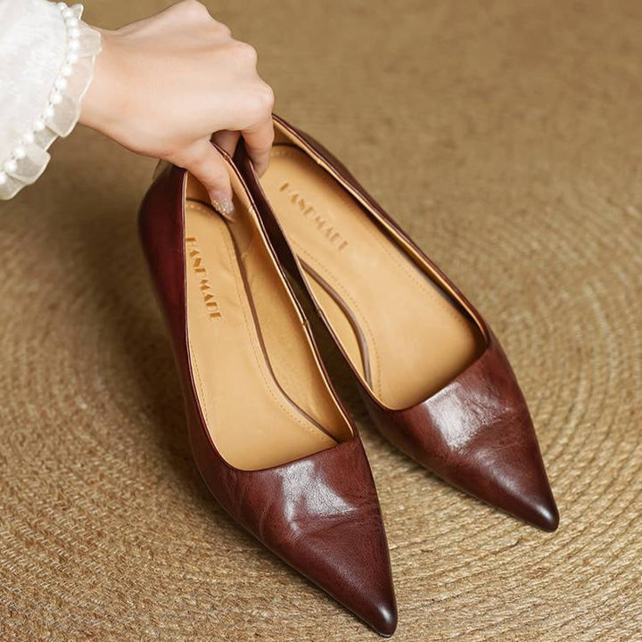 Serelina - Elegant Pointed-Toe Kitten Heel Pump