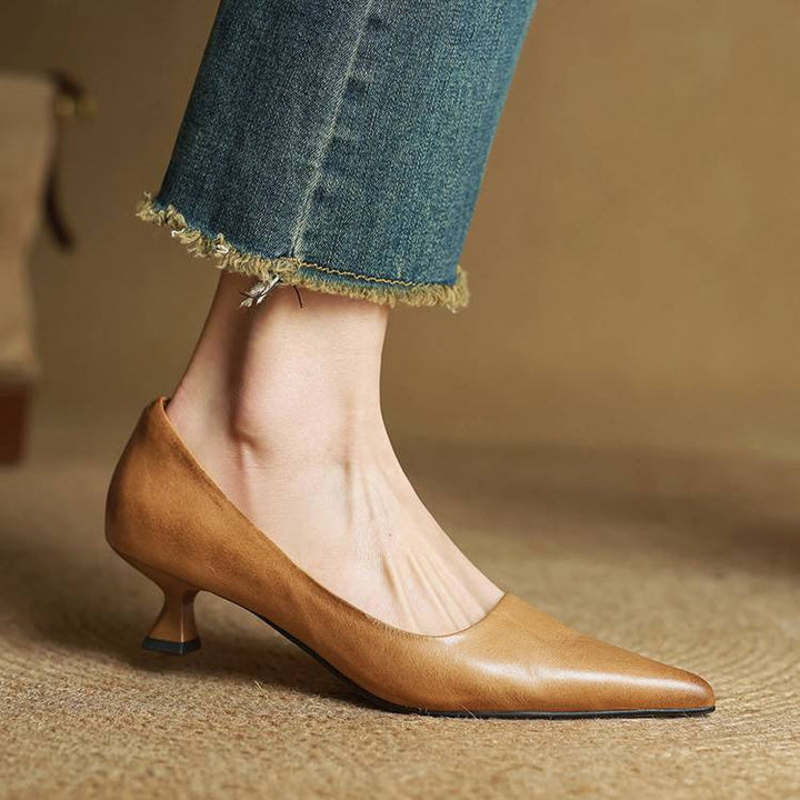Serelina - Elegant Pointed-Toe Kitten Heel Pump