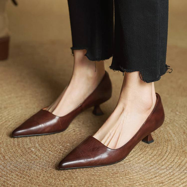 Serelina - Elegant Pointed-Toe Kitten Heel Pump