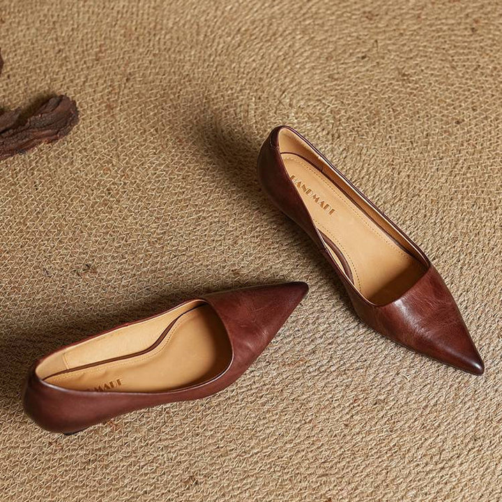Serelina - Elegant Pointed-Toe Kitten Heel Pump