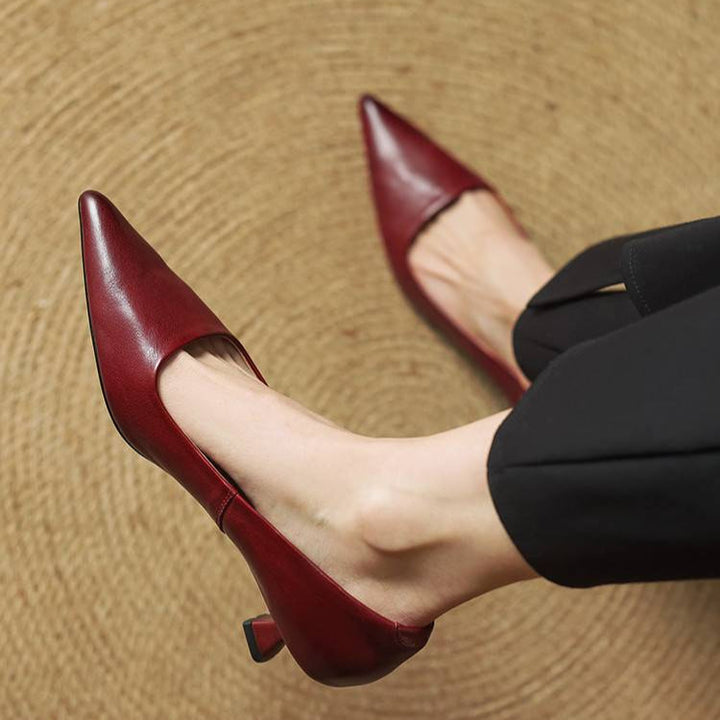 Serelina - Elegant Pointed-Toe Kitten Heel Pump