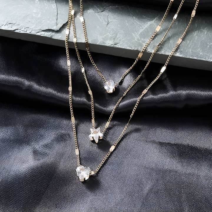 Avalyne - Elegant Pendant Necklace