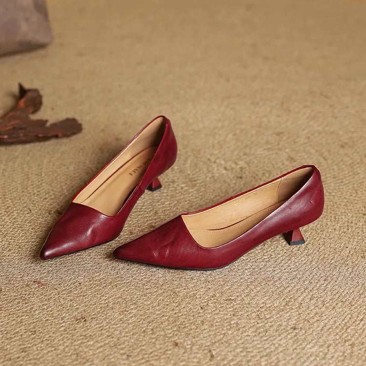 Serelina - Elegant Pointed-Toe Kitten Heel Pump
