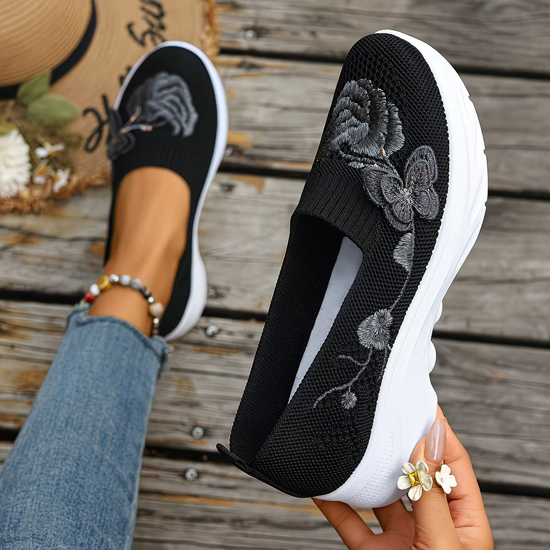 Ulyana - Cushioned Orthopedic Walking Shoes