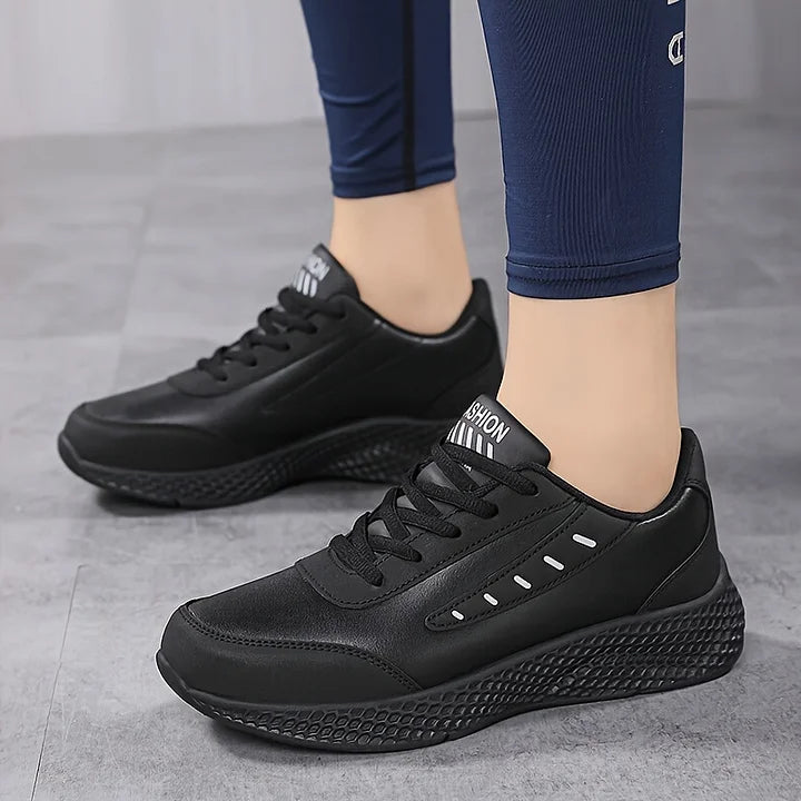 Halora - Casual Lace-Up Sneakers